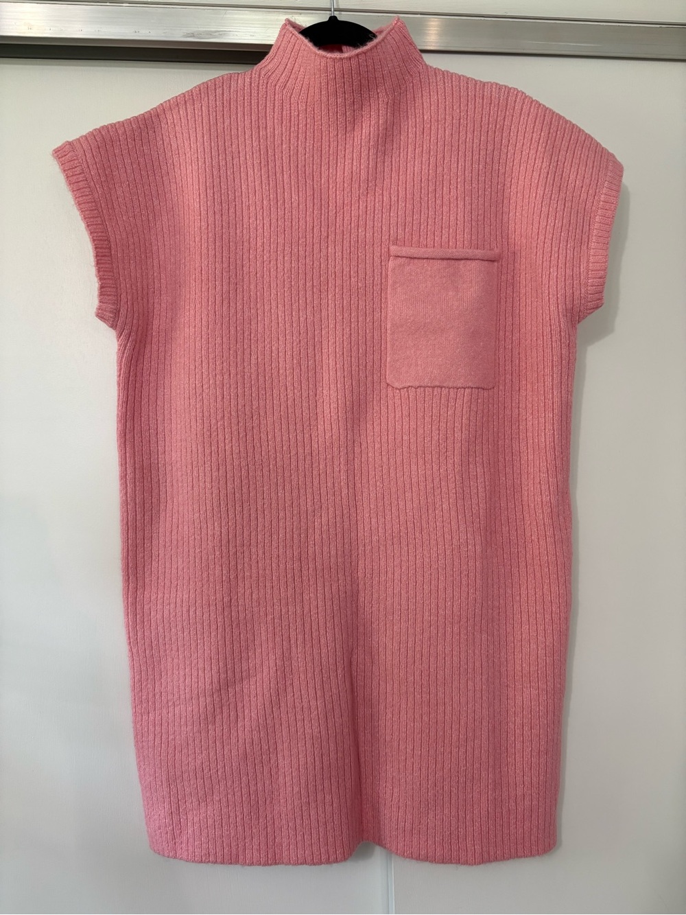 NWOT Zenana size medium mock neck short sleeve light pink mini sweater dress